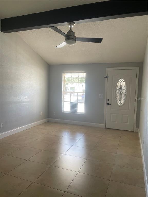 8524 CATALINA DRIVE, TAMPA, FL — photo 4 of 21