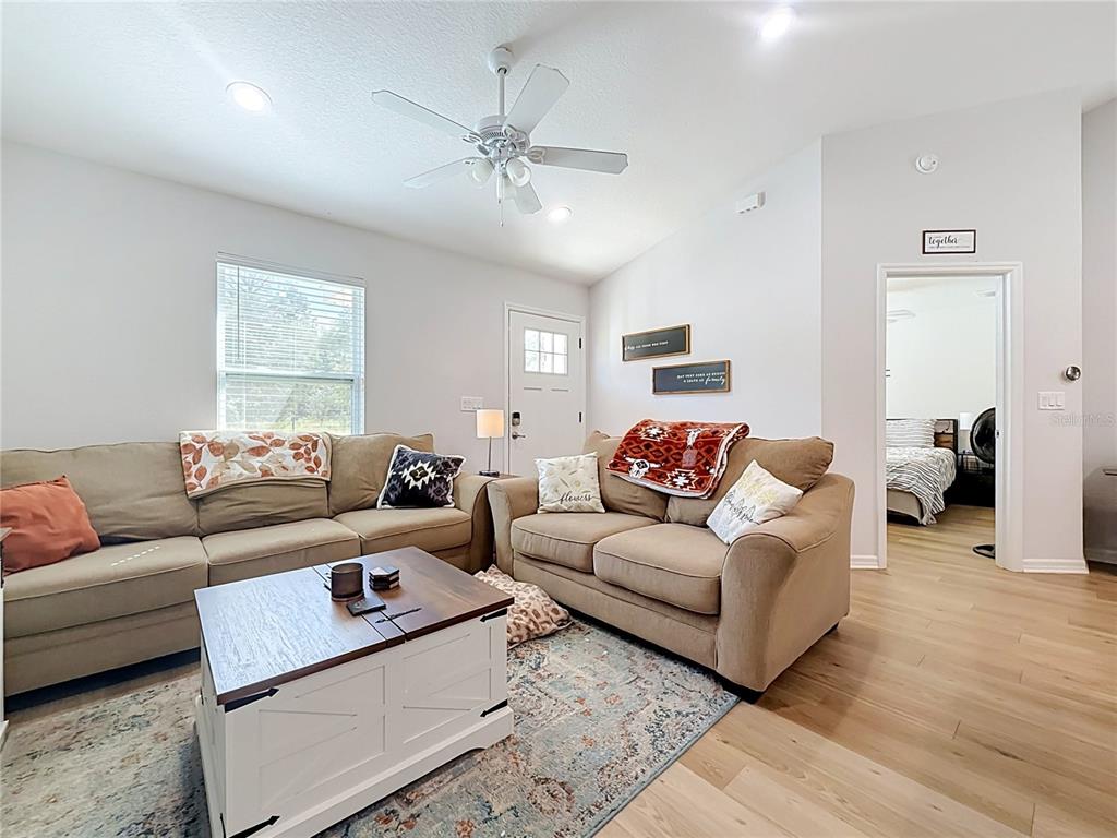 22787 SW BEACH BOULEVARD, DUNNELLON, FL — photo 5 of 56