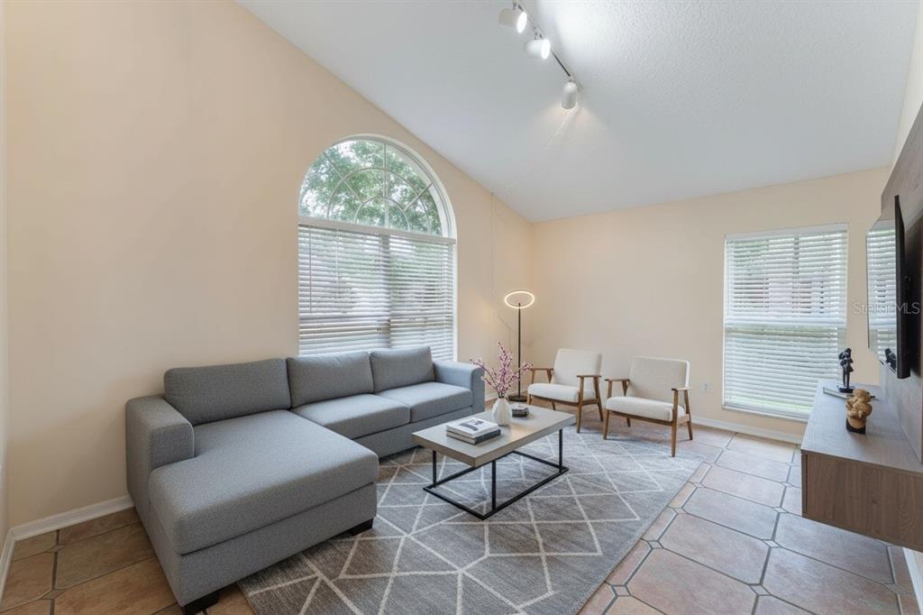 3845 GATLIN PLACE CIRCLE, ORLANDO, FL — photo 4 of 30