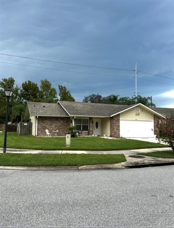 10103 CHESHAM DRIVE, ORLANDO, FL — photo 2 of 17