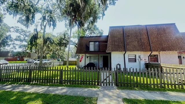 34 SPRINGWOOD SQUARE