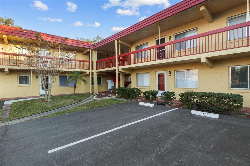 400 EL CAMINO DRIVE UNIT 210