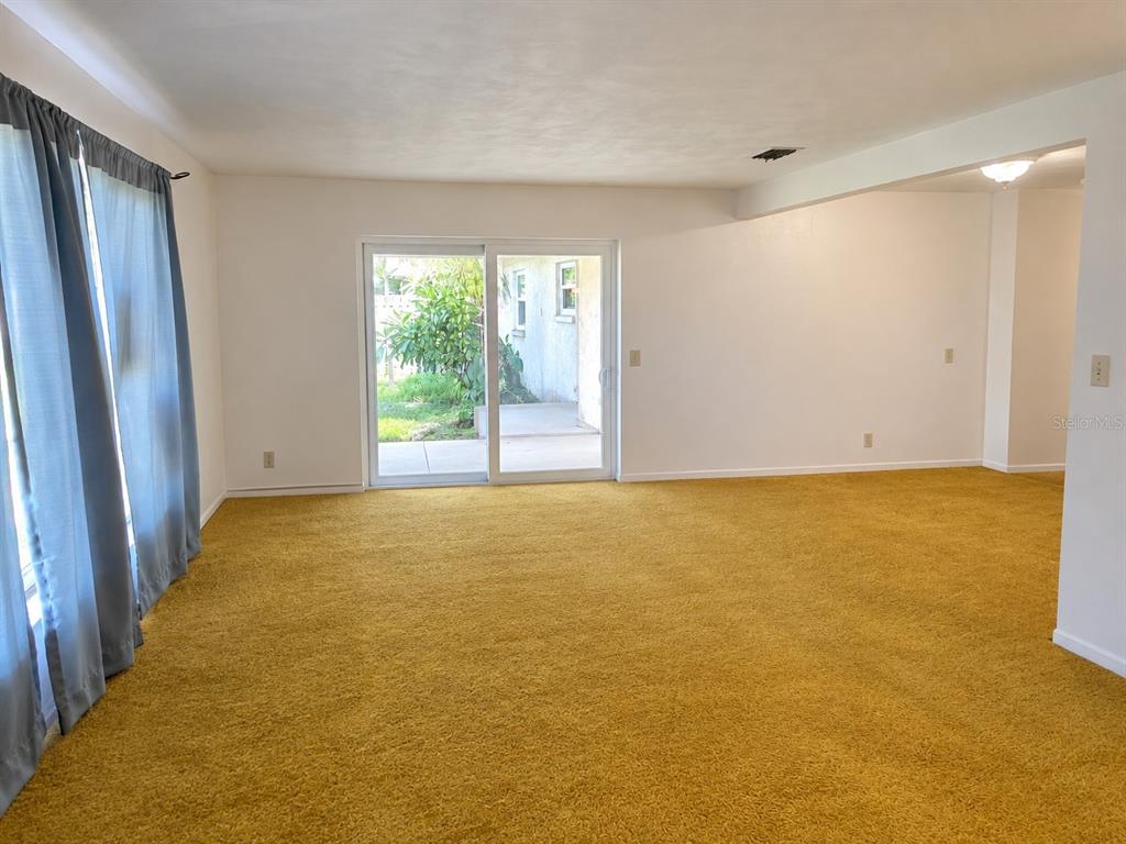 6123 HALIFAX DRIVE, NEW PORT RICHEY, FL — photo 4 of 25