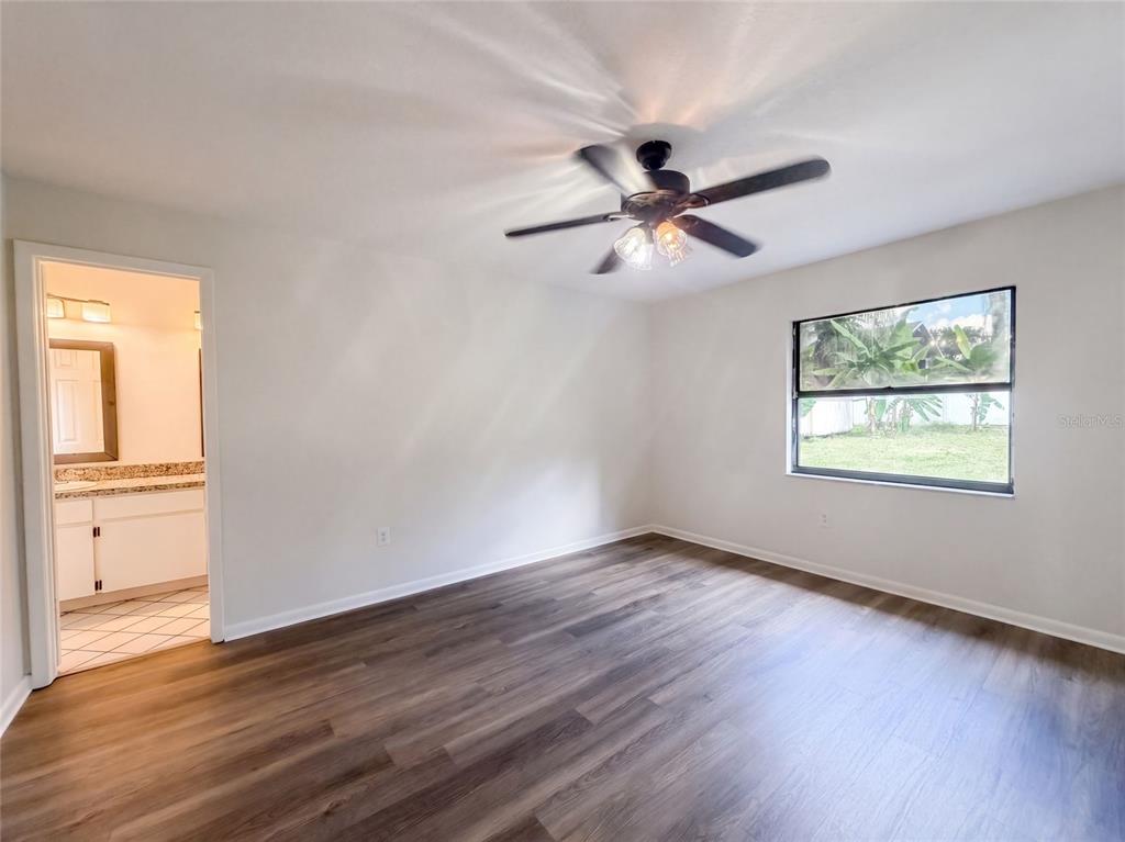 1711 AVANT STREET, VALRICO, FL — photo 4 of 20
