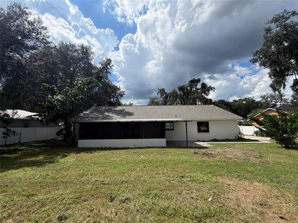 1711 AVANT STREET, VALRICO, FL — photo 5 of 20