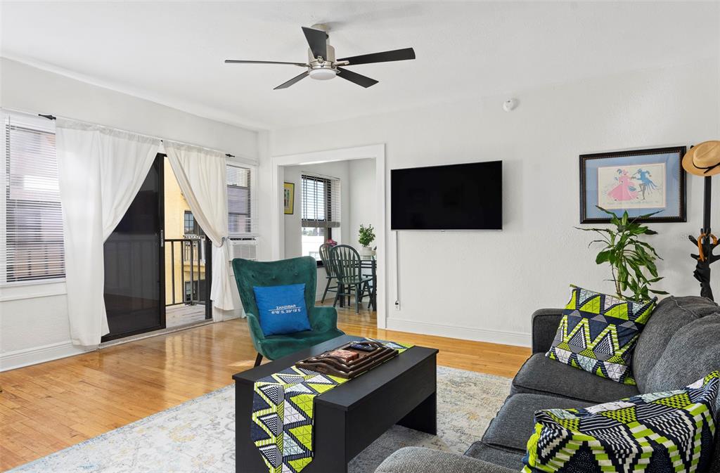 130 4TH AVENUE N UNIT 503, ST PETERSBURG, FL — photo 2 of 47