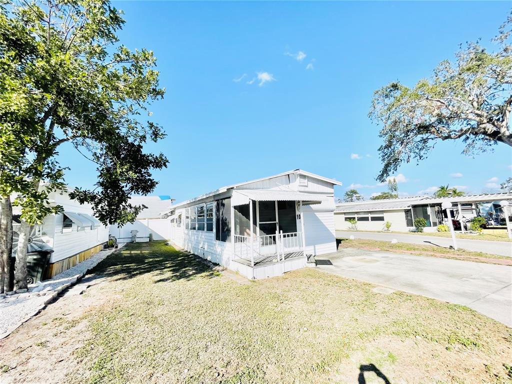 3275 26TH AVENUE E UNIT 107, BRADENTON, FL — photo 2 of 19