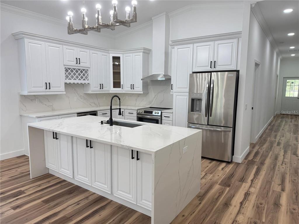 611 ELM STREET, SAFETY HARBOR, FL — photo 2 of 30