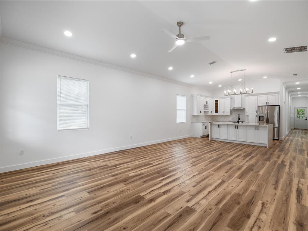 611 ELM STREET, SAFETY HARBOR, FL — photo 3 of 30
