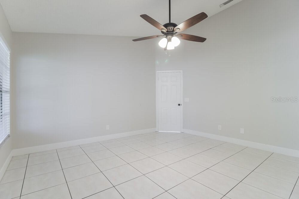 1056 COVINGTON STREET, OVIEDO, FL — photo 3 of 15