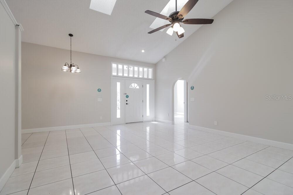 1056 COVINGTON STREET, OVIEDO, FL — photo 4 of 15