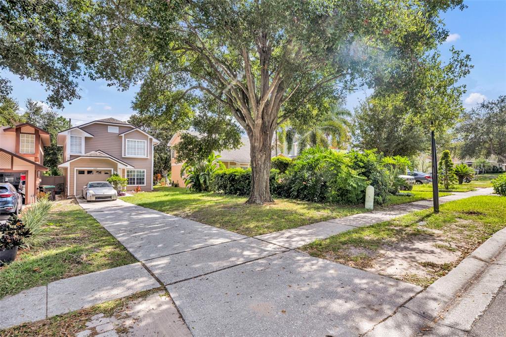 9237 LAKE LOTTA CIRCLE