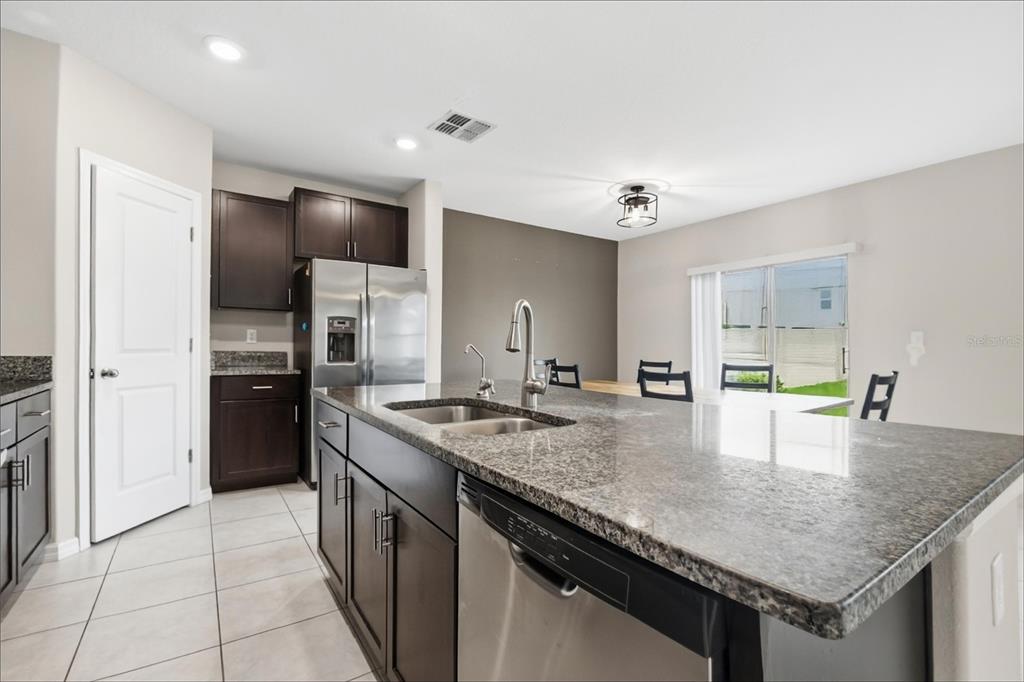 9659 CHANNING HILL DRIVE, RUSKIN, FL — photo 5 of 30
