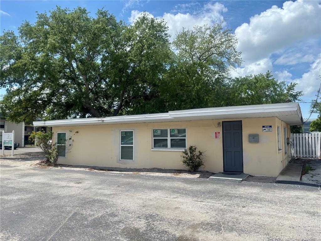 3713 W MCKAY AVENUE