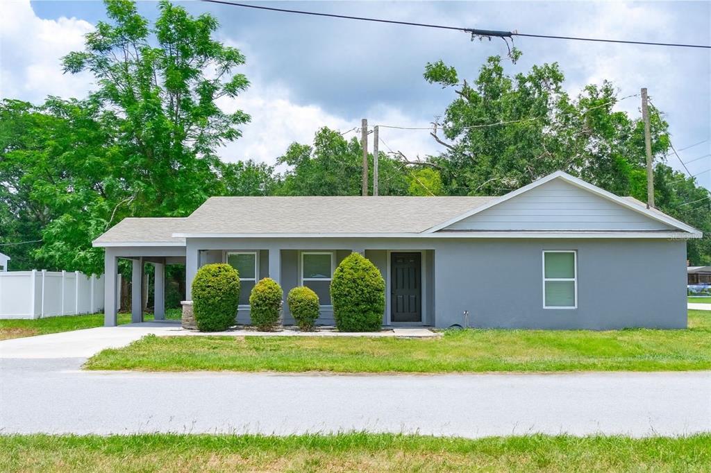 1302 MOSS AVENUE