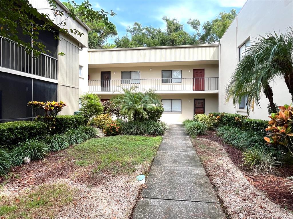 3300 FOX CHASE CIRCLE N UNIT 219