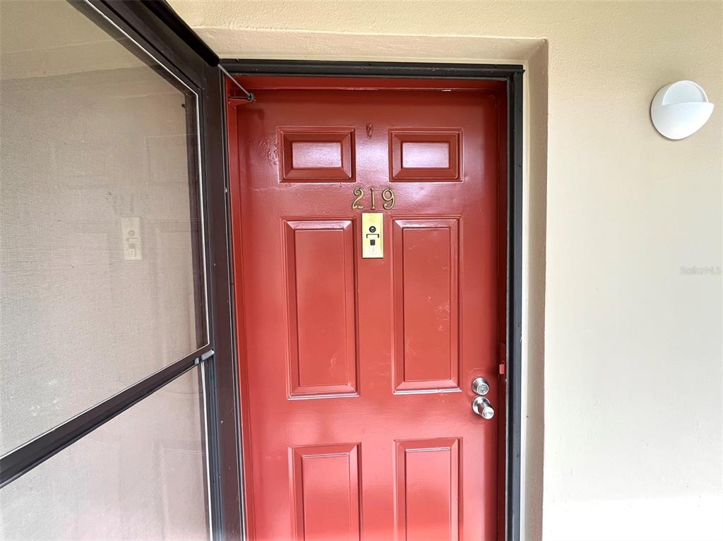 3300 FOX CHASE CIRCLE N UNIT 219, PALM HARBOR, FL — photo 2 of 17