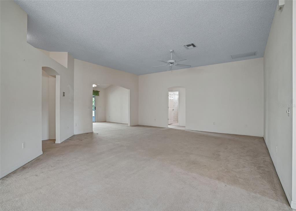 930 RAMOS DRIVE, THE VILLAGES, FL — photo 4 of 30