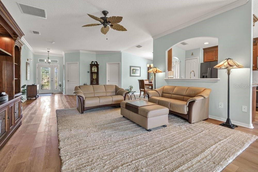 5811 GREENBRIAR LOOP, LEESBURG, FL — photo 3 of 30