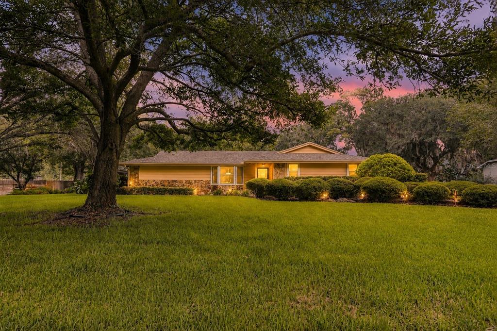 7809 PINEVIEW DRIVE