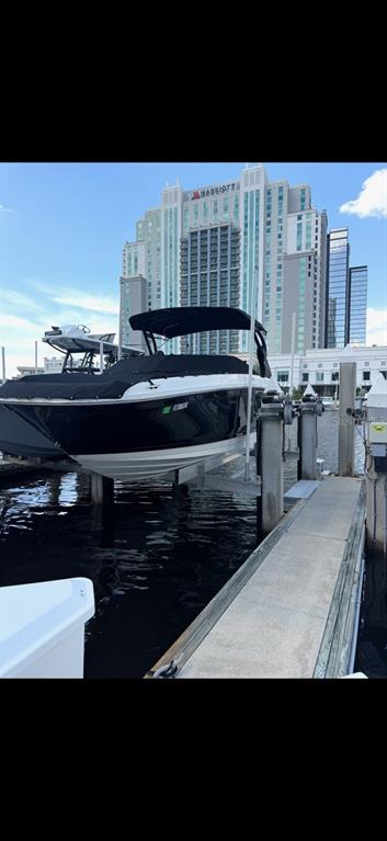 371 CHANNELSIDE WALKWAY UNIT 10, TAMPA, FL — photo 2 of 7