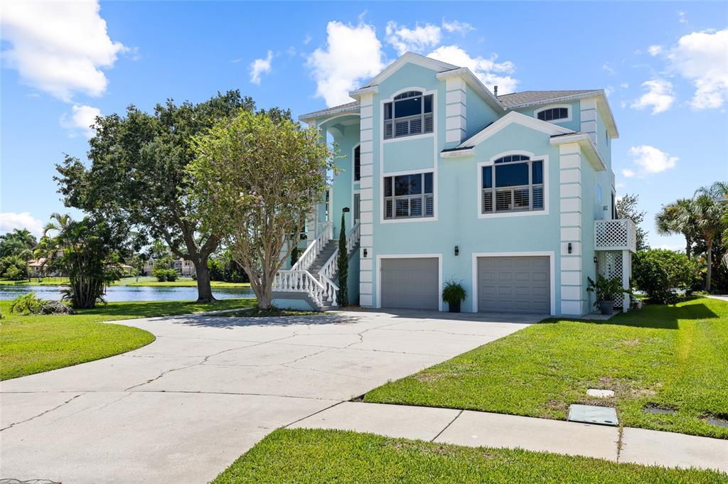2106 PELICAN COURT, TARPON SPRINGS, FL — photo 4 of 30