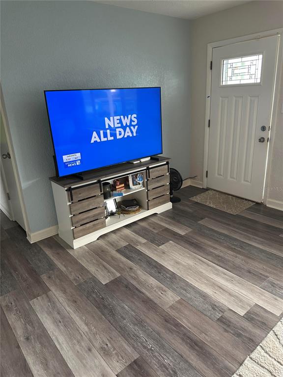 10735 63RD AVENUE, SEMINOLE, FL — photo 3 of 21