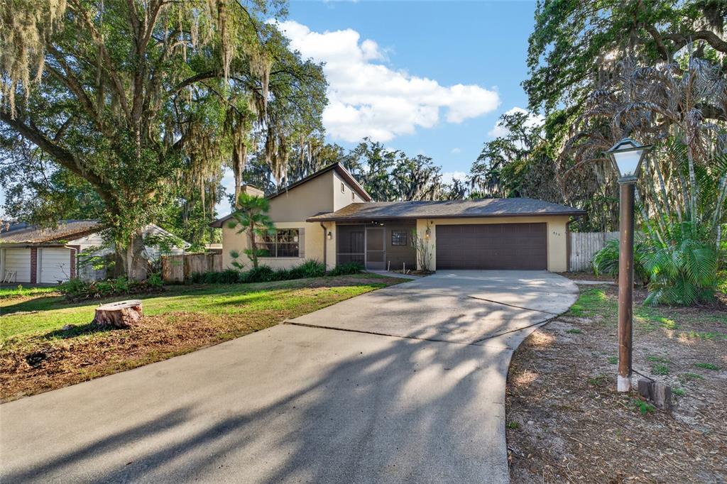 850 LAKE ELBERT PARK NE