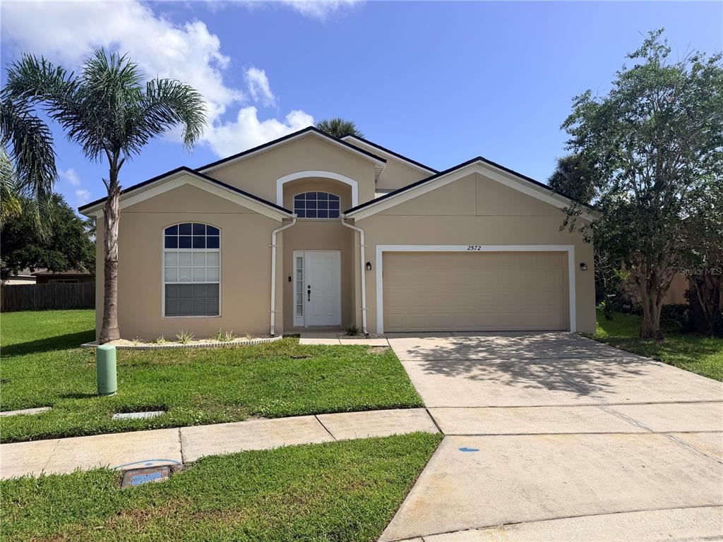2572 ACUNA COURT
