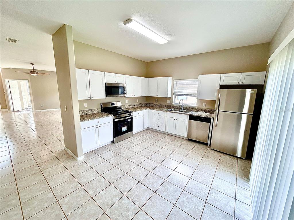 2572 ACUNA COURT, LAKE MARY, FL — photo 4 of 17