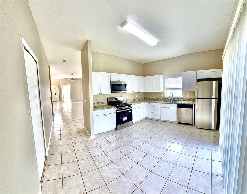2572 ACUNA COURT, LAKE MARY, FL — photo 5 of 17