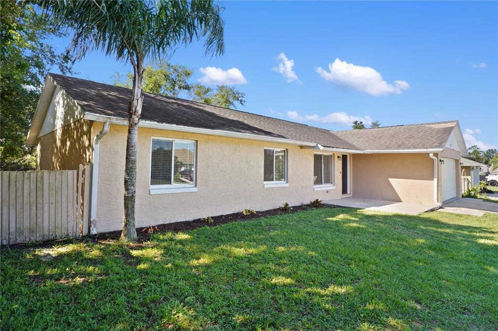 2673 WINDSOR HEIGHTS STREET, DELTONA, FL — photo 3 of 37
