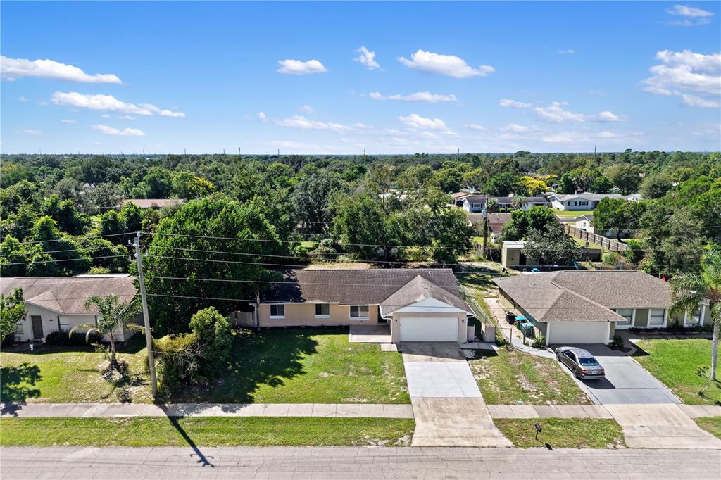 2673 WINDSOR HEIGHTS STREET, DELTONA, FL — photo 5 of 37