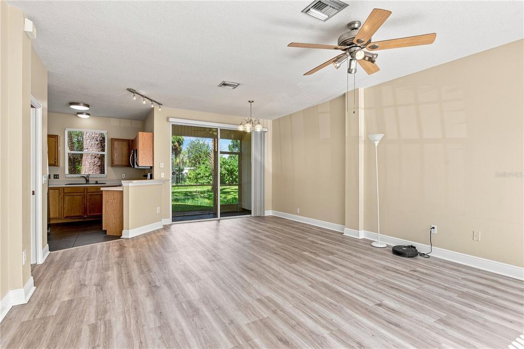 13710 FOREST LAKE DRIVE, LARGO, FL — photo 3 of 30