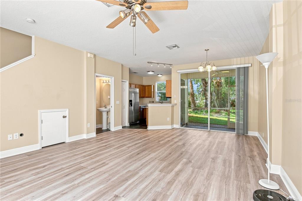 13710 FOREST LAKE DRIVE, LARGO, FL — photo 5 of 30