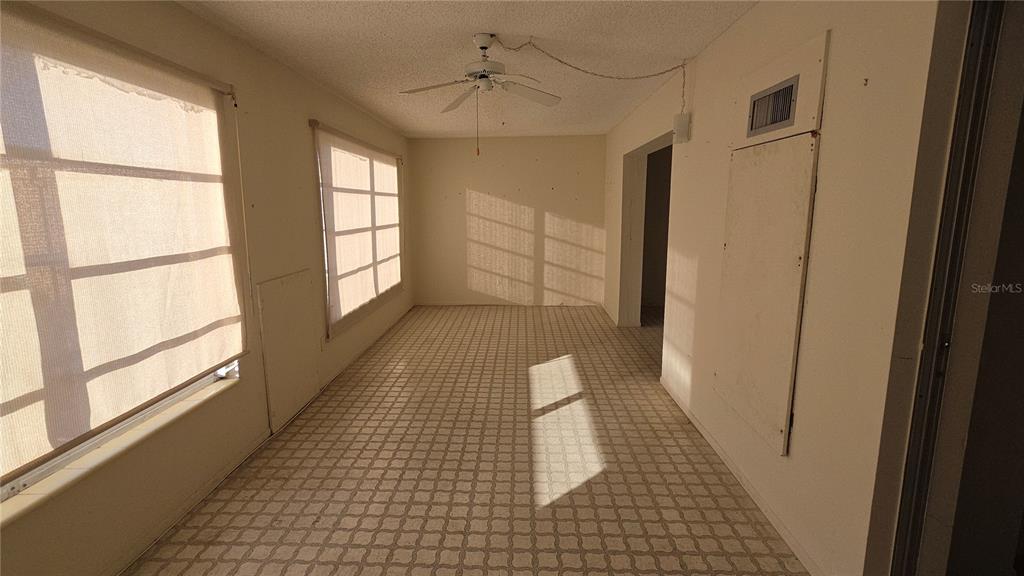 2402 ECUADORIAN WAY UNIT 48, CLEARWATER, FL — photo 3 of 9