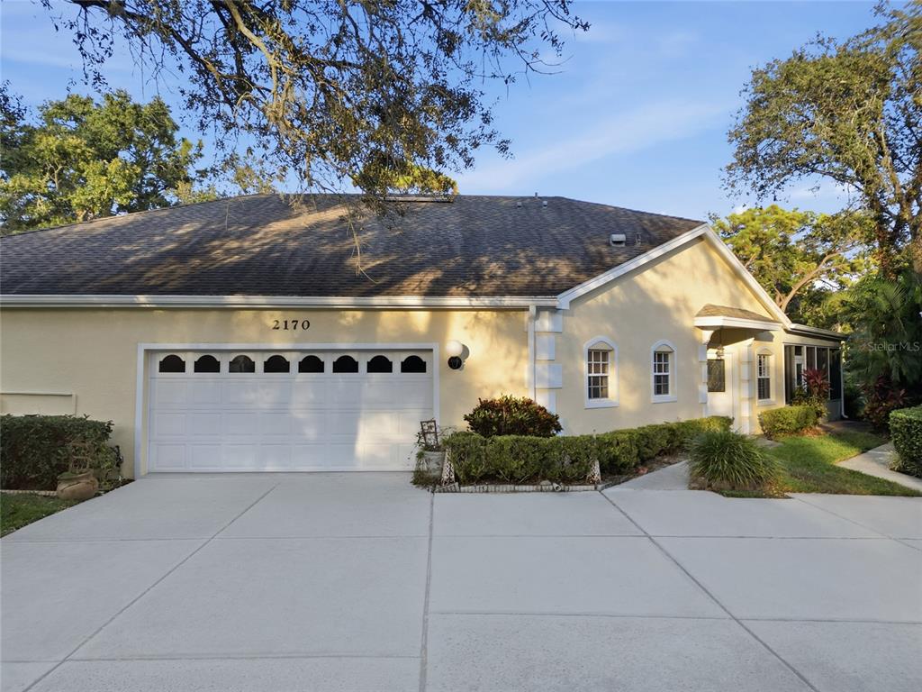 2170 OAK FOREST LANE