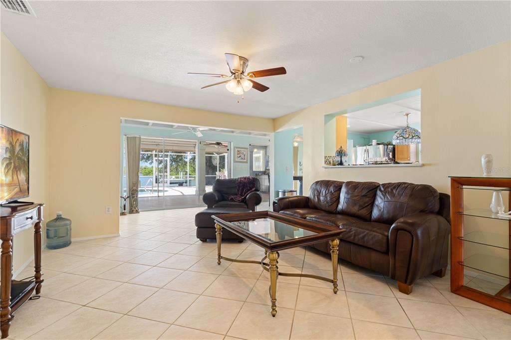 174 SPRING LAKE BOULEVARD NW, PORT CHARLOTTE, FL — photo 3 of 30