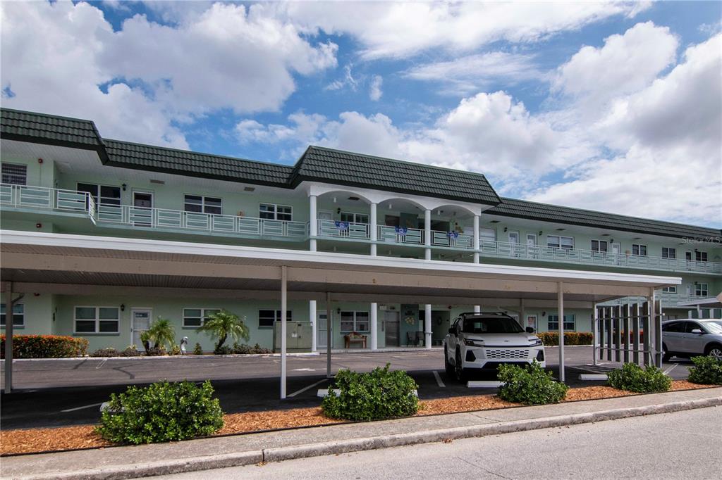 5935 30TH AVENUE S UNIT 206