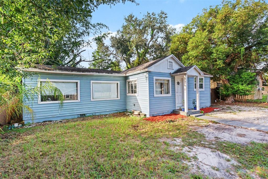 919 E BOUGAINVILLEA AVE, TAMPA, FL — photo 3 of 18