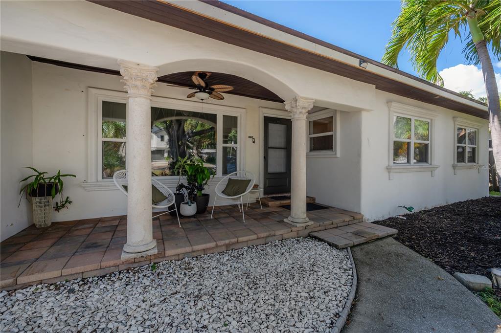 3138 W EUCLID AVENUE, TAMPA, FL — photo 2 of 30