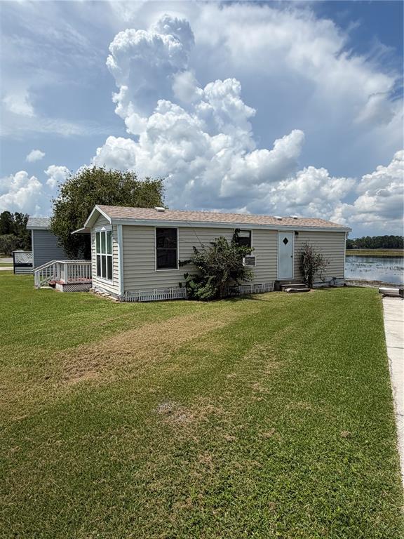 41 EAGLE POINT N, OSTEEN, FL — photo 3 of 14