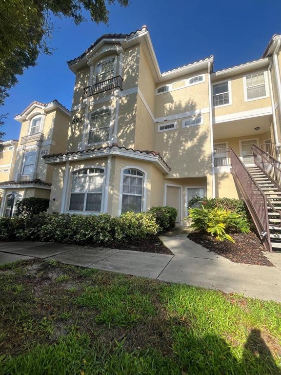 694 SEABROOK COURT UNIT 101