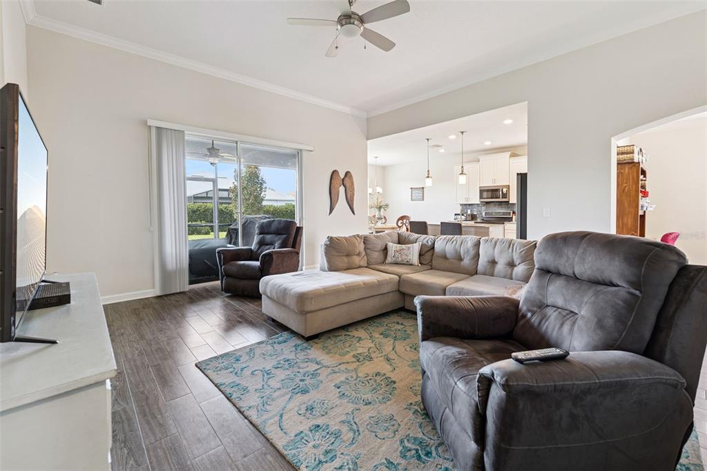 4075 BEDFORD AVENUE, WINTER HAVEN, FL — photo 4 of 30