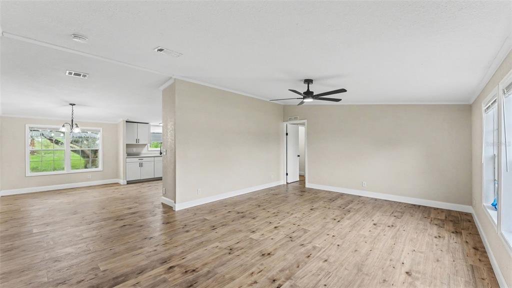 207 BRADBURY ROAD, HAINES CITY, FL — photo 4 of 26