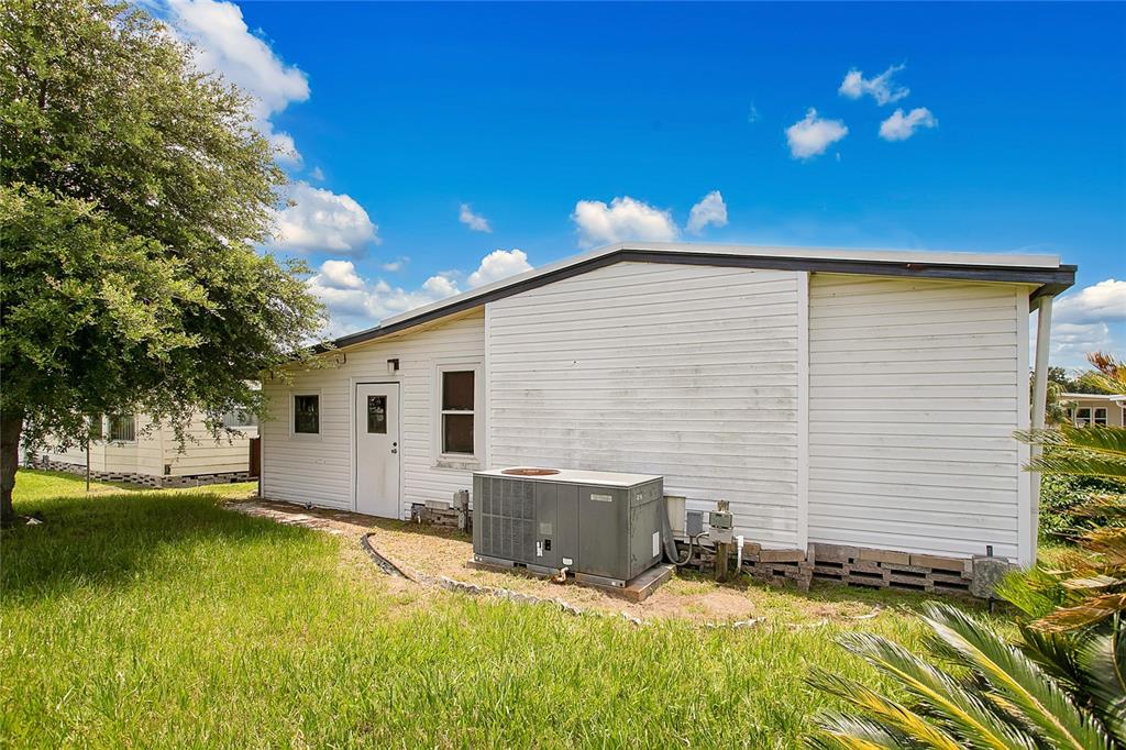 6443 HOLLYBERRY LANE NE, WINTER HAVEN, FL — photo 4 of 38