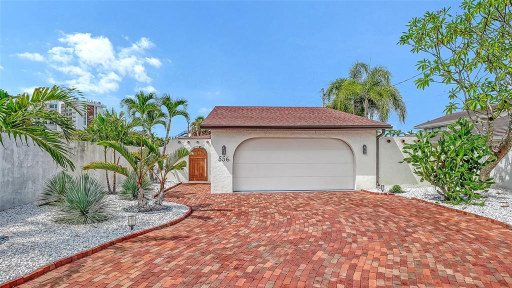 556 N WASHINGTON DRIVE, SARASOTA, FL — photo 2 of 30