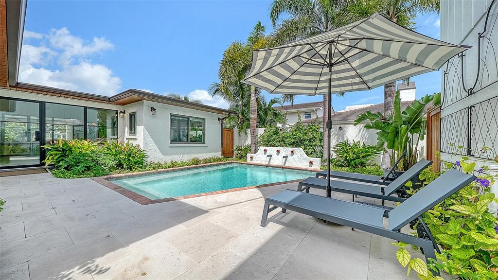 556 N WASHINGTON DRIVE, SARASOTA, FL — photo 5 of 30
