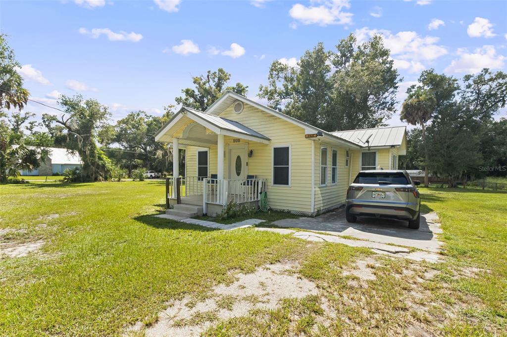 715 N JOHNSON AVENUE, ARCADIA, FL — photo 4 of 28