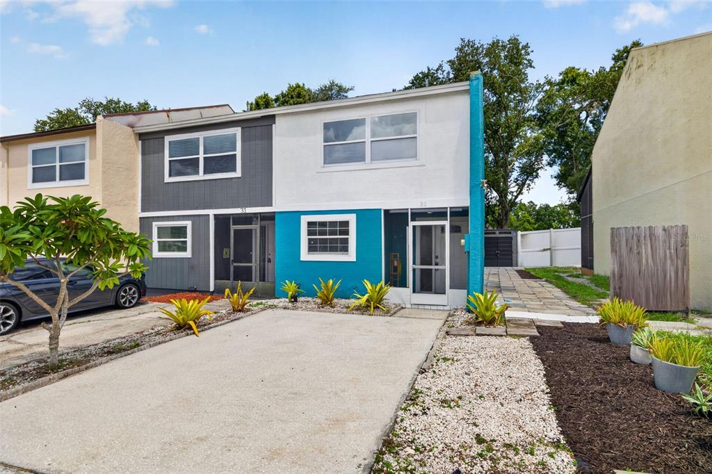 2871 S PINES DRIVE UNIT 32, LARGO, FL — photo 2 of 27